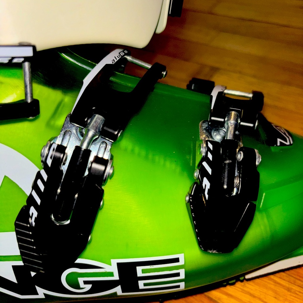 Lange men’s Ski boots